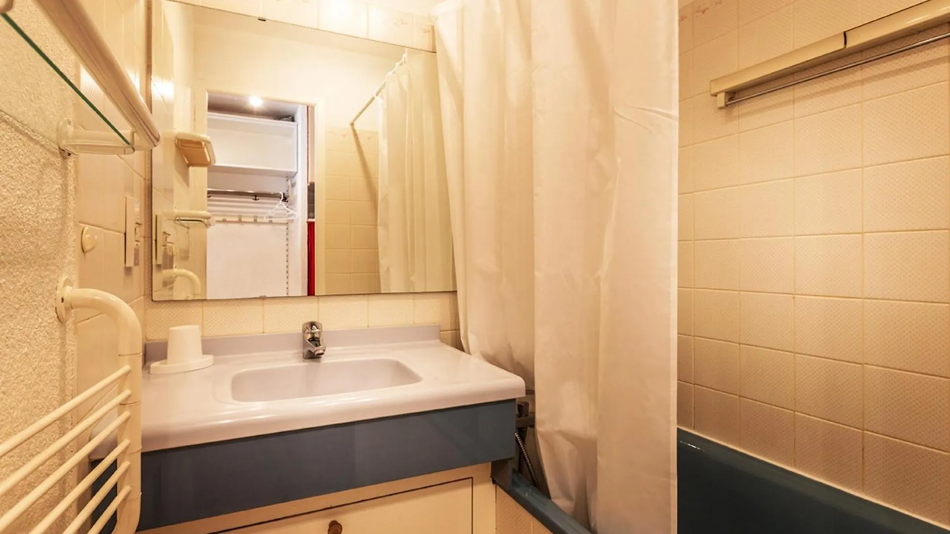Studio Cosy Avec Balcon Au Coeur De Val D'Isere, Proche Pistes Et Commerces - Fr-1-519-7