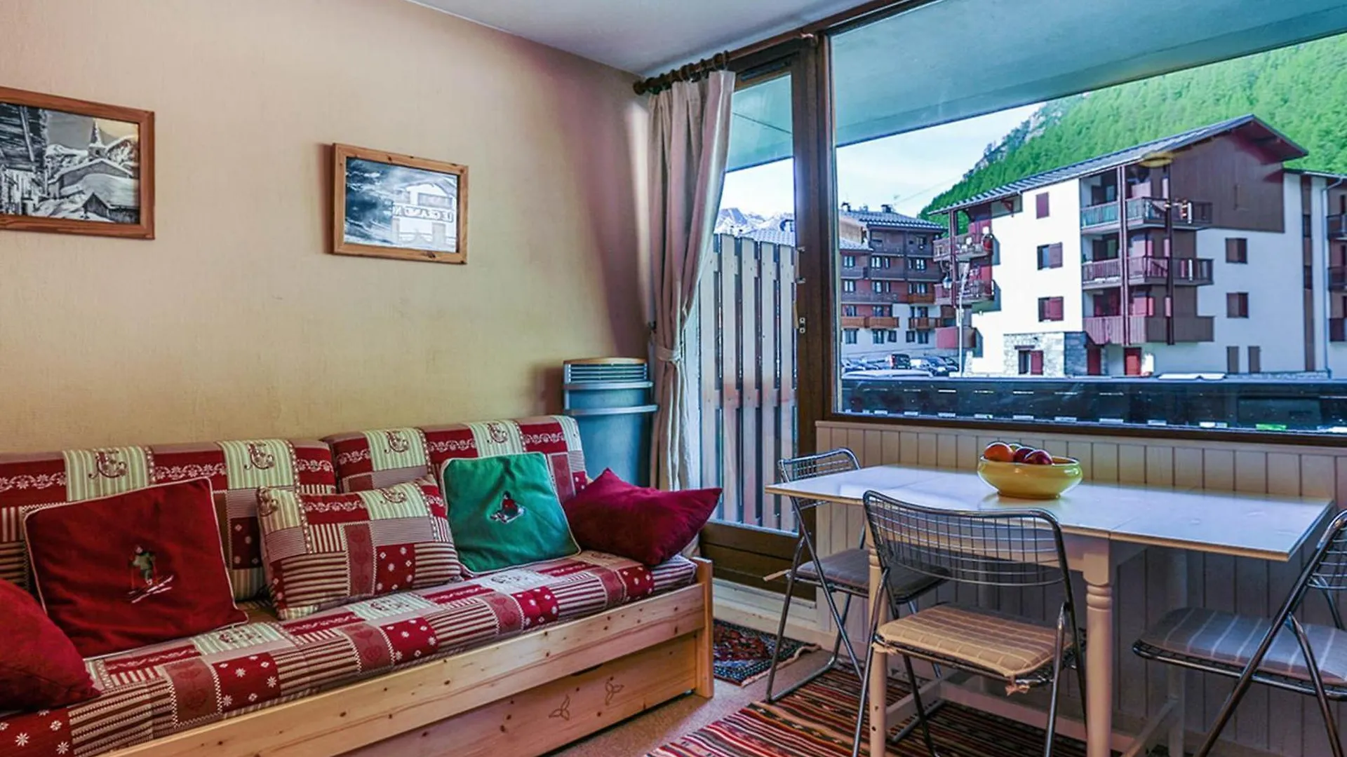 Studio Cosy Avec Balcon Au Coeur De Val D'Isere, Proche Pistes Et Commerces - Fr-1-519-7 France
